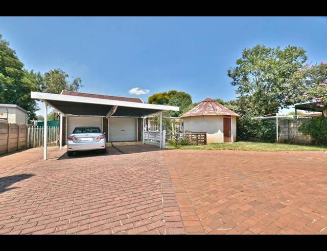 3 BEDROOM HOUSE FOR SALE IN RANDHART
